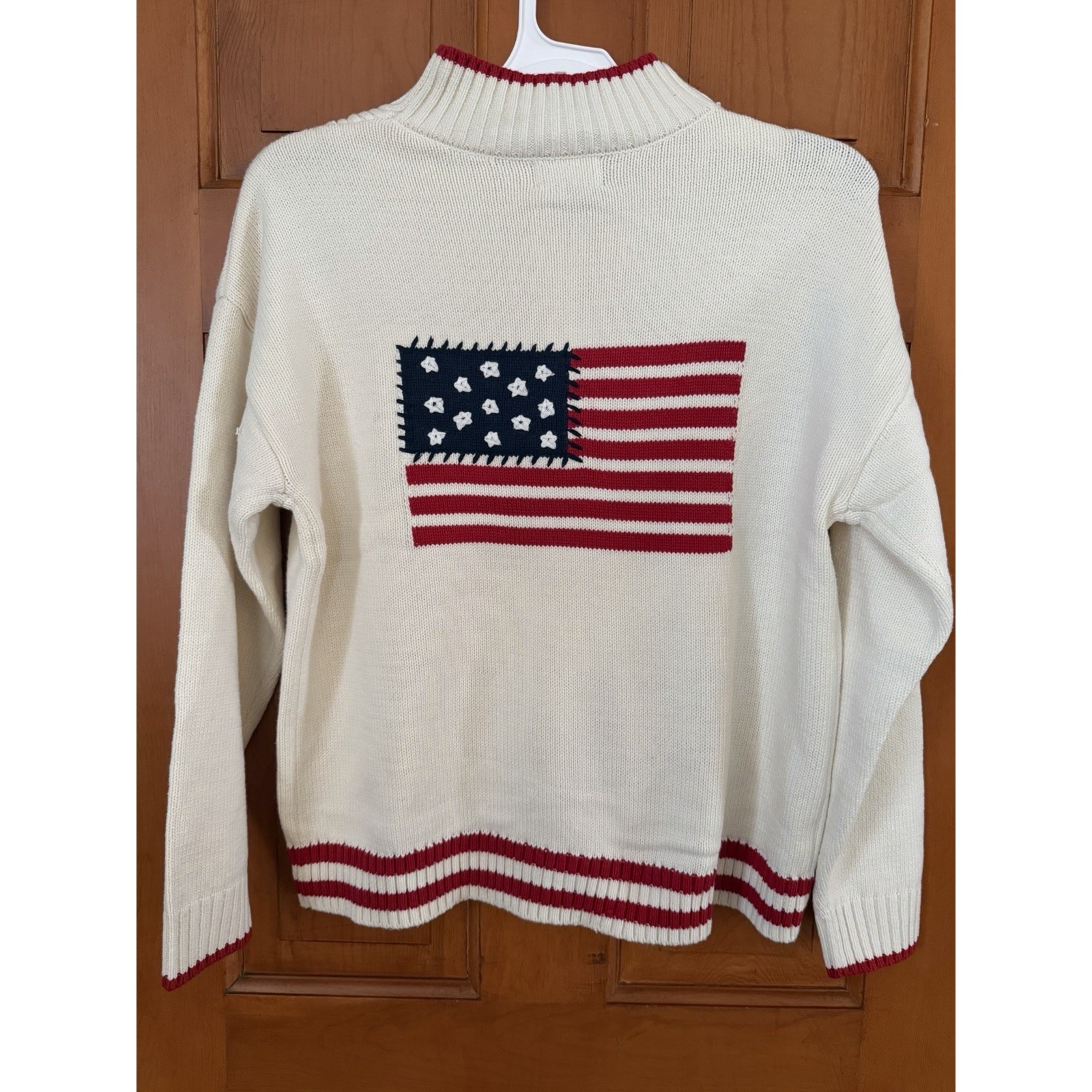 Women's Universal Thread Cream Collard American Flag Pullover Sweater Large Nwt